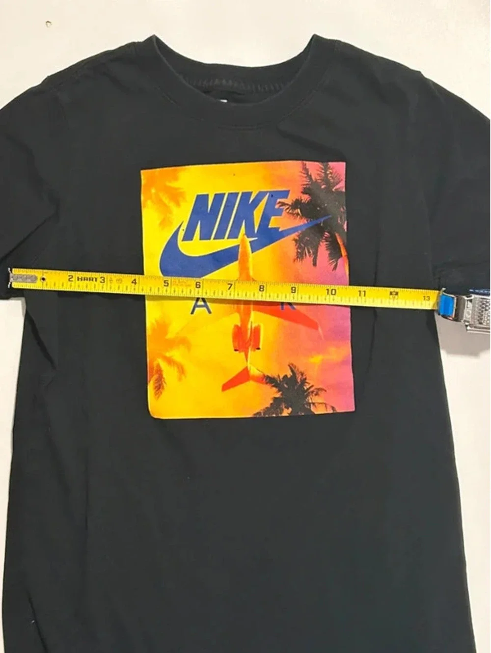 Boys Nike Air T Shirt Size M